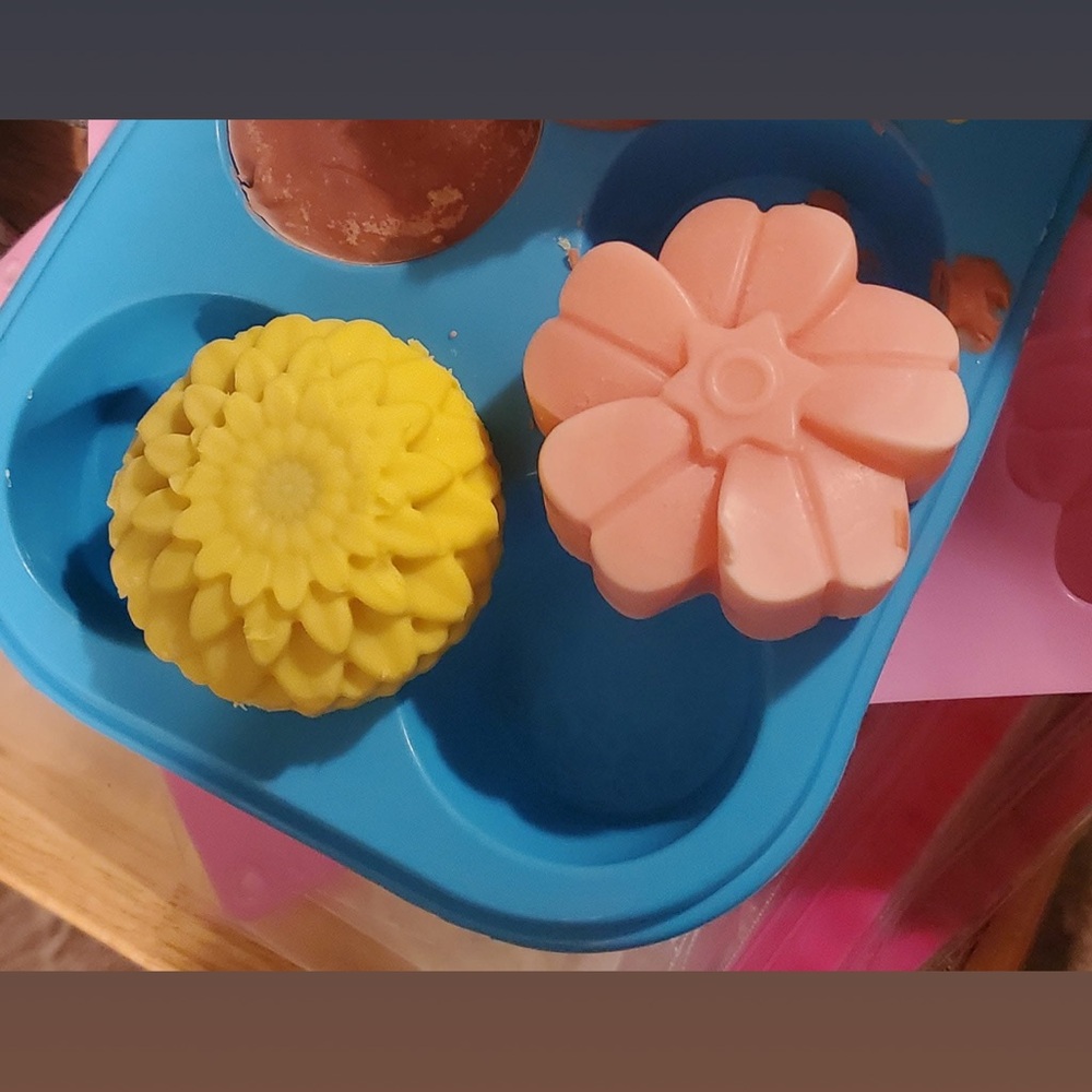 Handcrafted Floral Soaps - Floral Scented